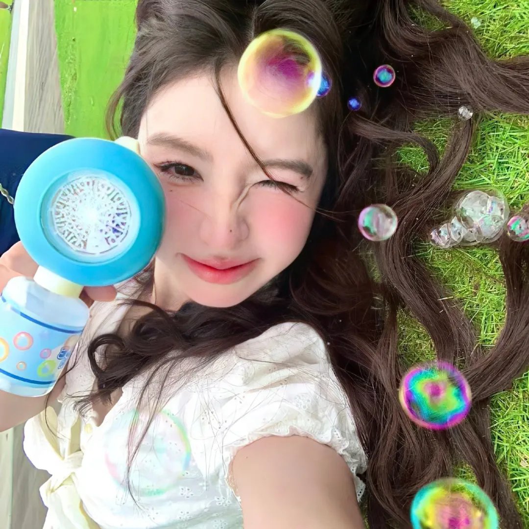 杀死希特勒与大脚怪的人海报