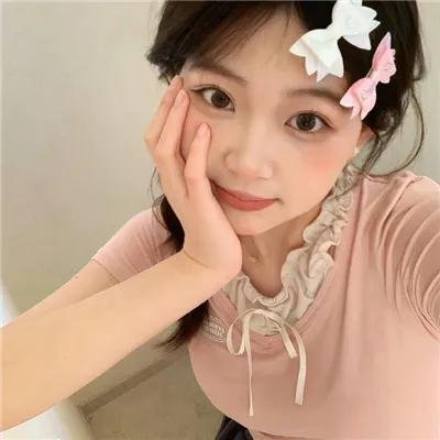 珍与艾玛海报